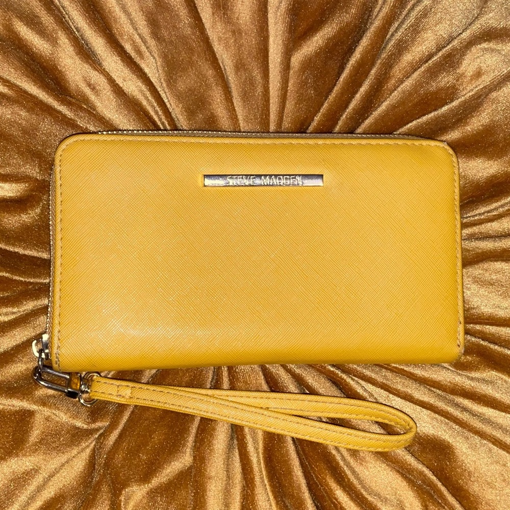STEVE MADDEN WALLET
